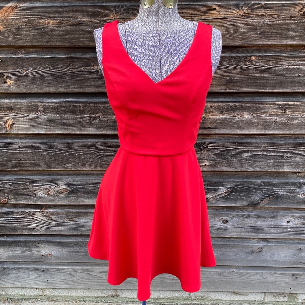 I.N. San Francisco Red Sleeveless Dress